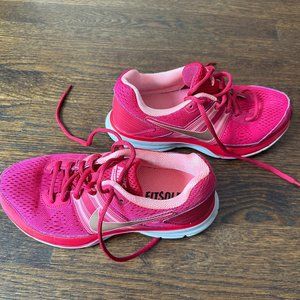 Nike Fitsole Running Shoes - Deep Pink - Women's Size 6 - Never Worn